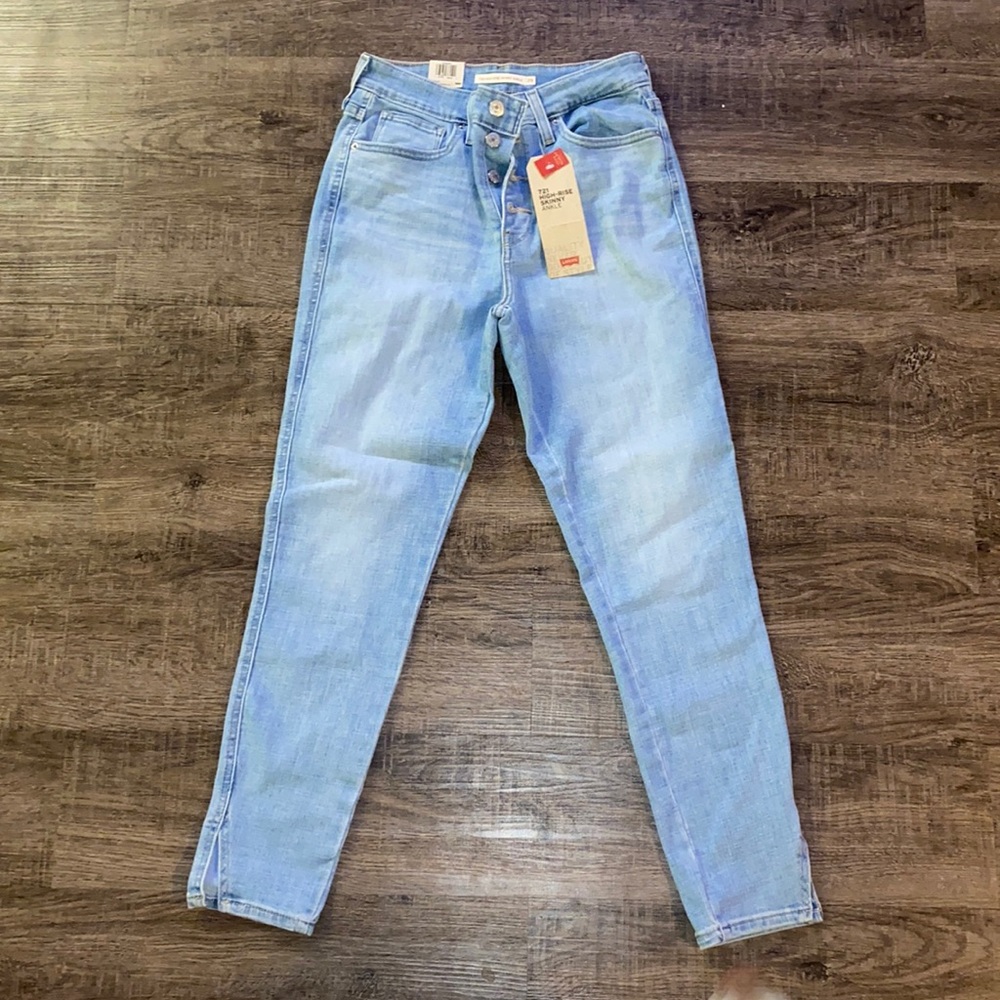 721 High Rise Skinny Levi’s